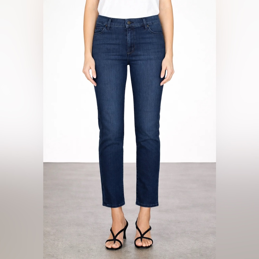 Fidelity Dark Blue Straight Leg Women's Jeans